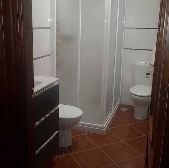 Albergue Agustina   Hostel