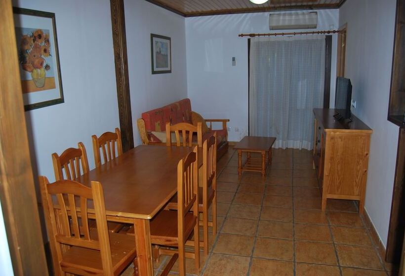 Apartamentos Les Moreres