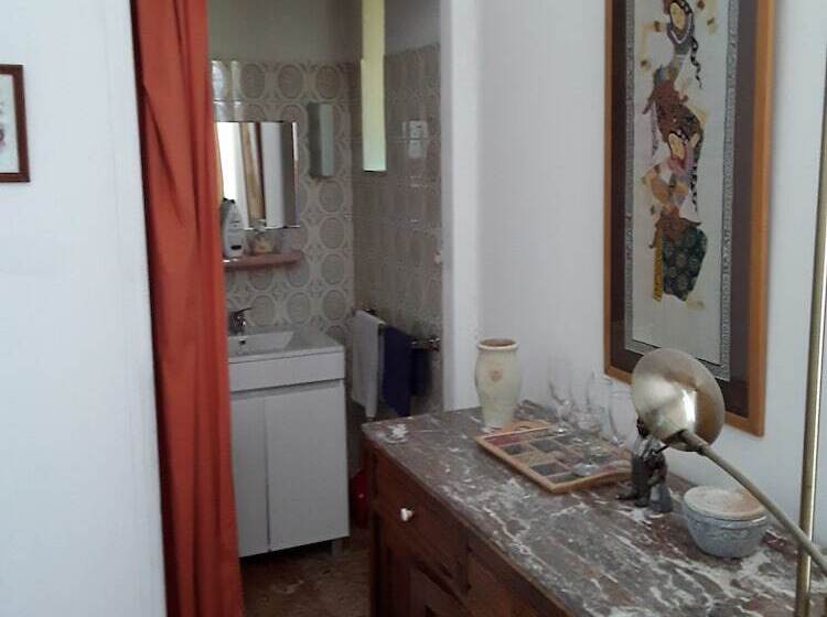 B&b La Tour D Augusta