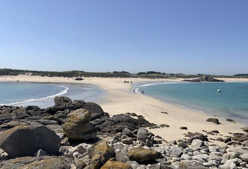 مبيت وإفطار Au Jardin De Creachavel