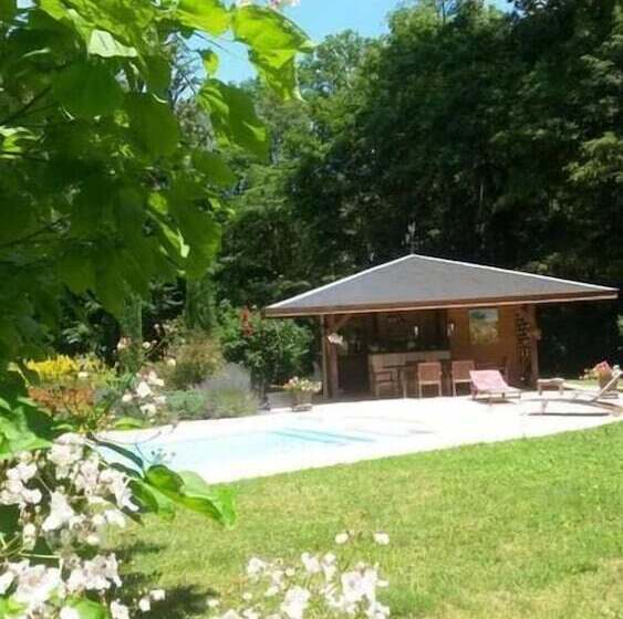 مبيت وإفطار Château De La Villette