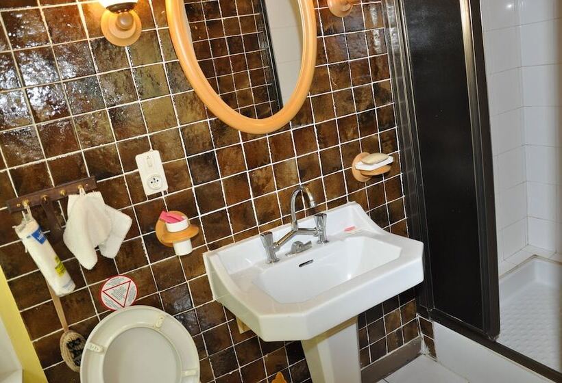 مبيت وإفطار Château De La Villette