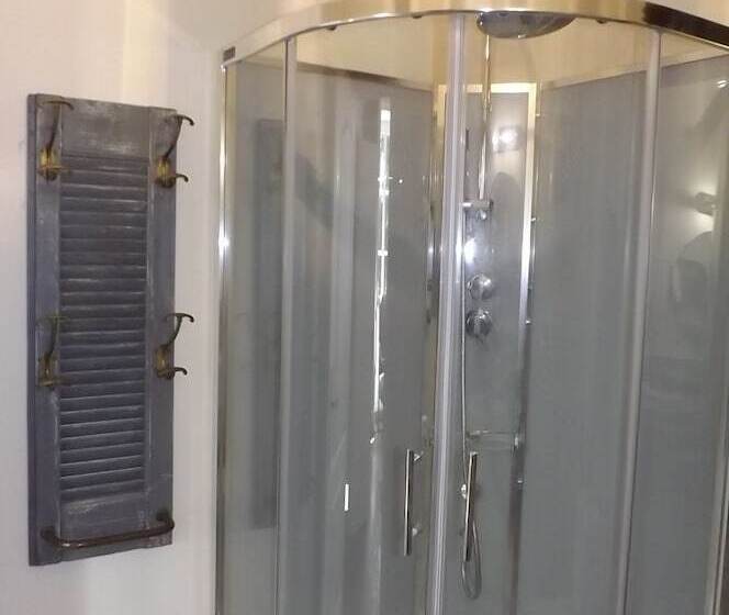 Domaine De Lalat   B&b With En Suite Bathrooms All Rooms With Garden Views