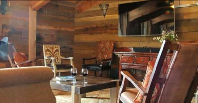 צימר Highlands Ranch Resort