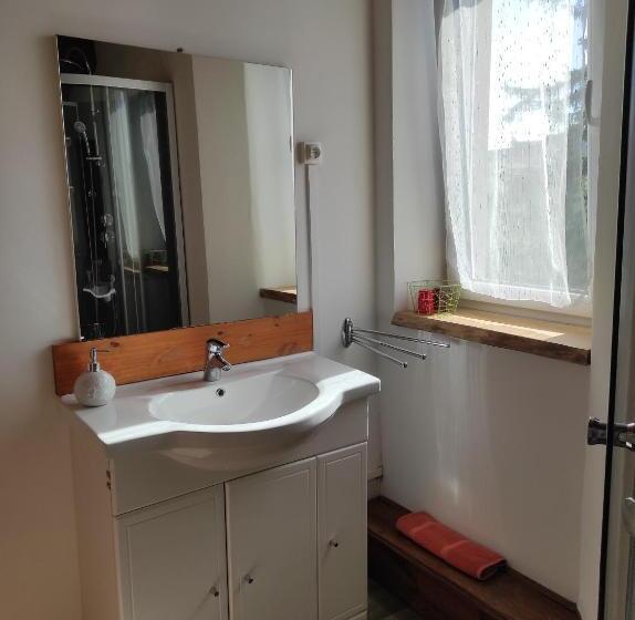 住宿加早餐  La Cabanette