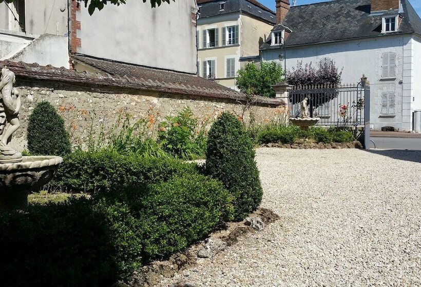 住宿加早餐  La Vieille France