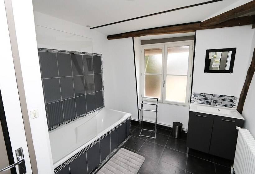 住宿加早餐  La Vieille France