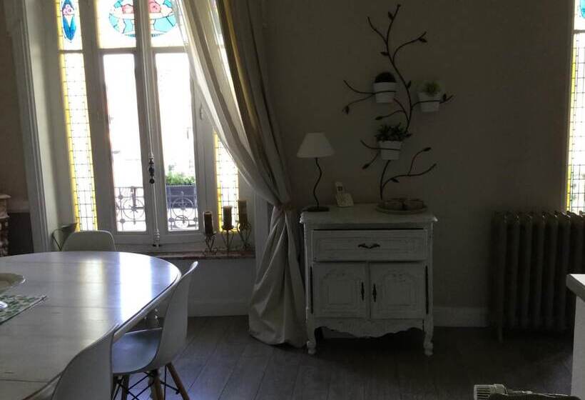 Bed and Breakfast Le Clos De La Tour