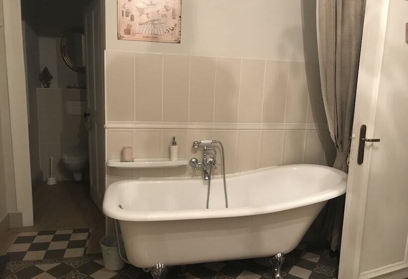 住宿加早餐  Le Clos De La Tour