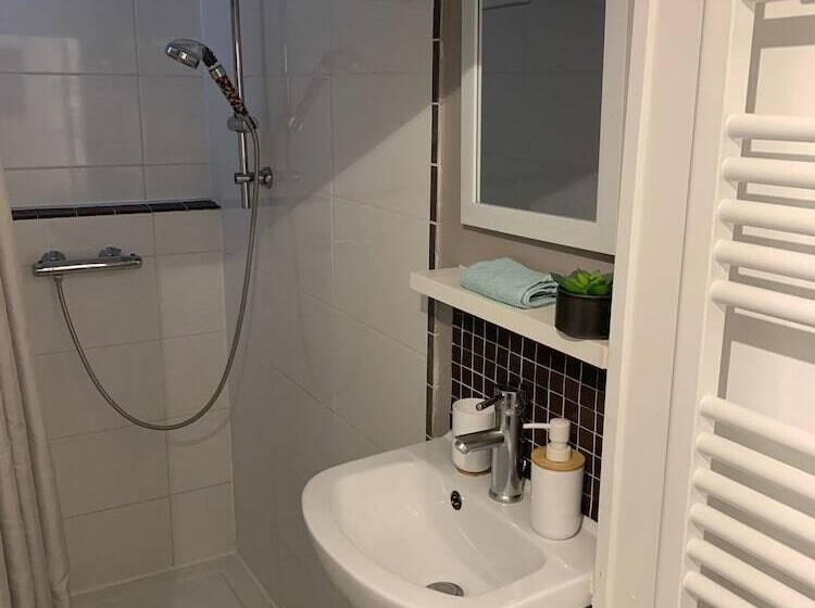 Bed and Breakfast Le Clos De La Tour