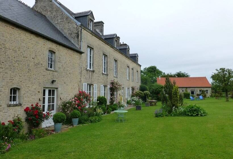 مبيت وإفطار Le Manoir De Magneville