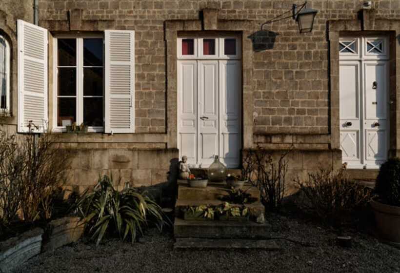 مبيت وإفطار Le Manoir De Magneville