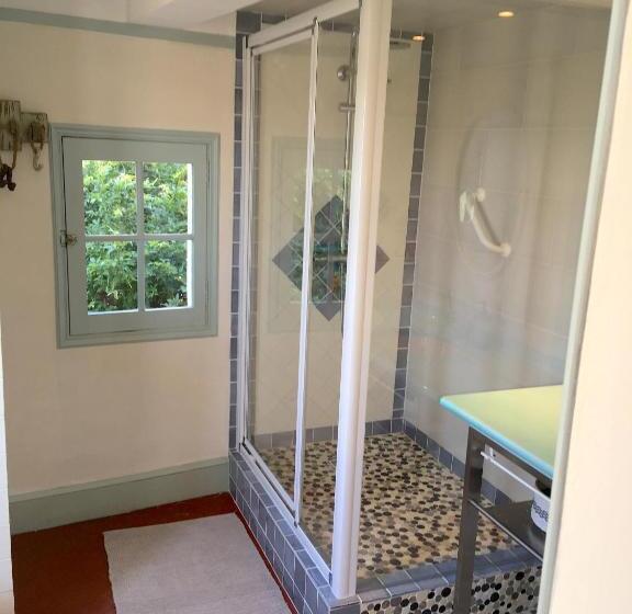 مبيت وإفطار Les Chapeliers