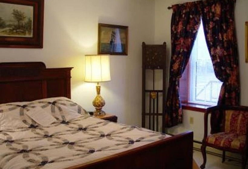 مبيت وإفطار Old Winterport Commercial House