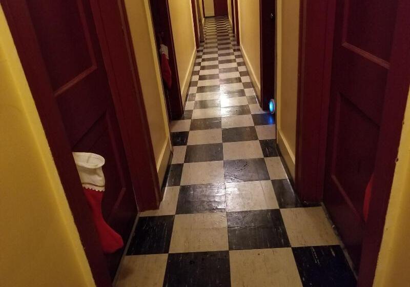 Hamtramck Hostel