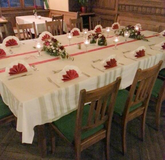 Отель Pfaubräu