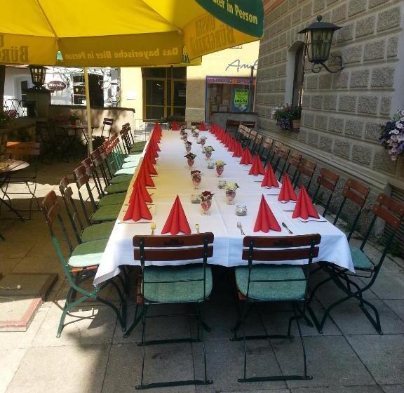 Отель Pfaubräu