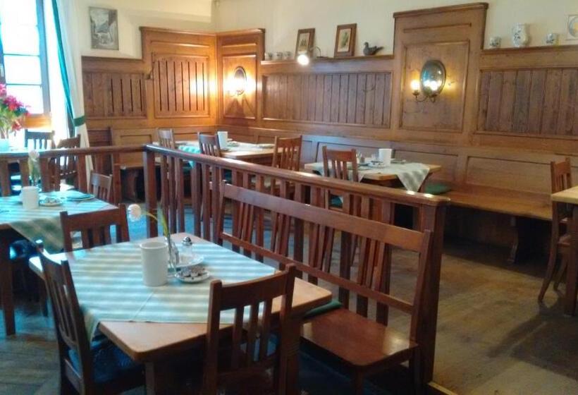 Отель Pfaubräu