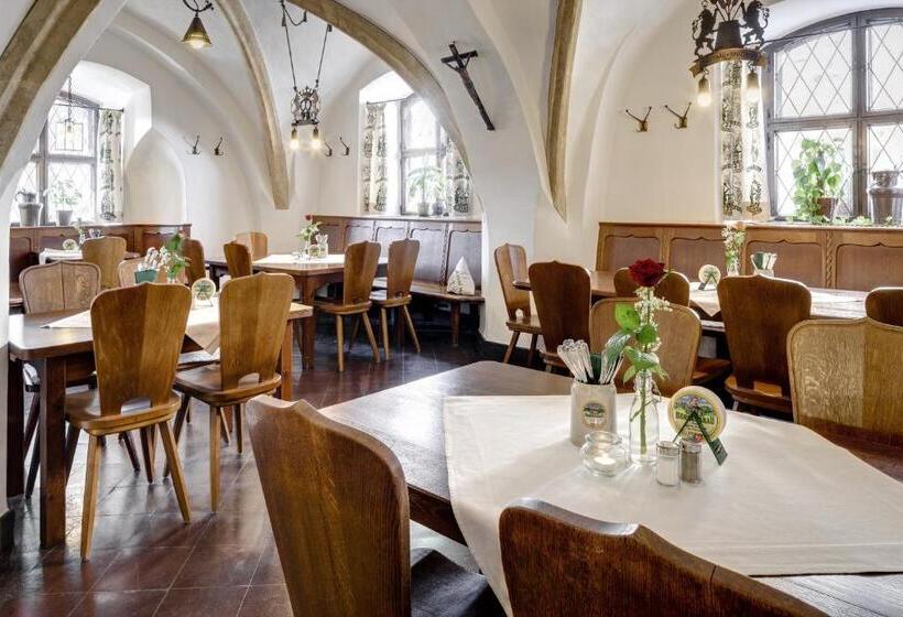 Отель Pfaubräu