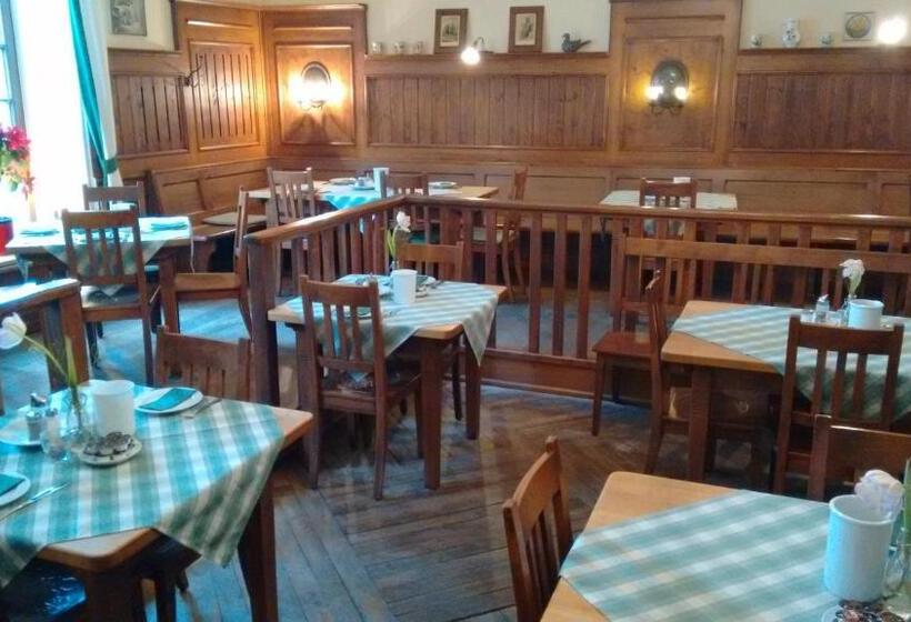 Отель Pfaubräu