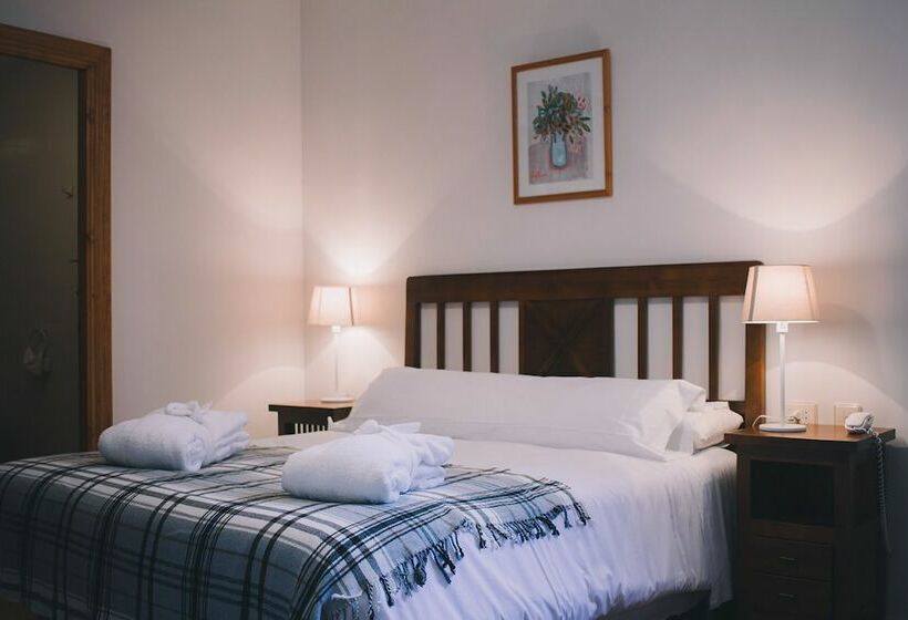 فندق Balneario De Manzanera El Paraíso