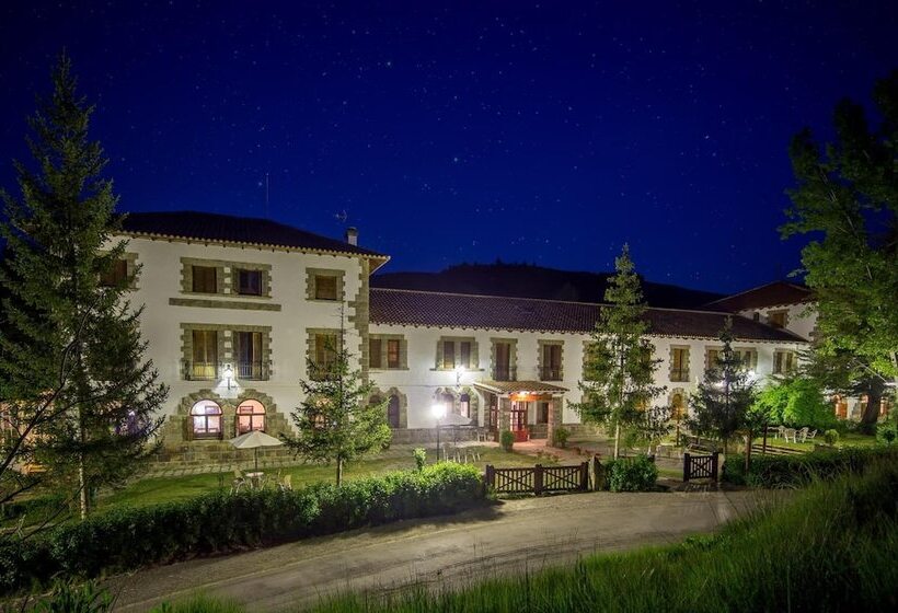 فندق Balneario De Manzanera El Paraíso