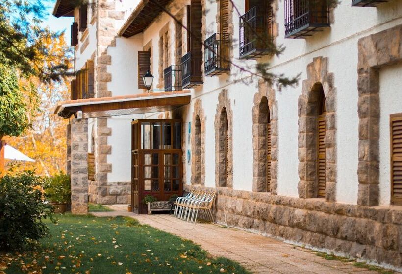 فندق Balneario De Manzanera El Paraíso