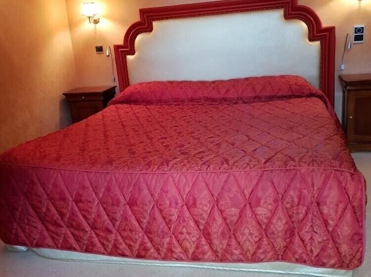 Отель Château D'herbelon