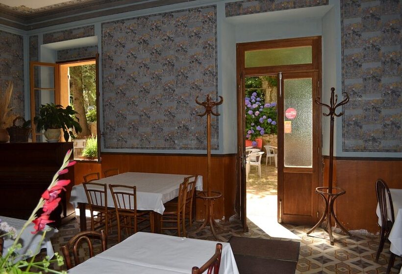 酒店 Hôtel Beau Séjour