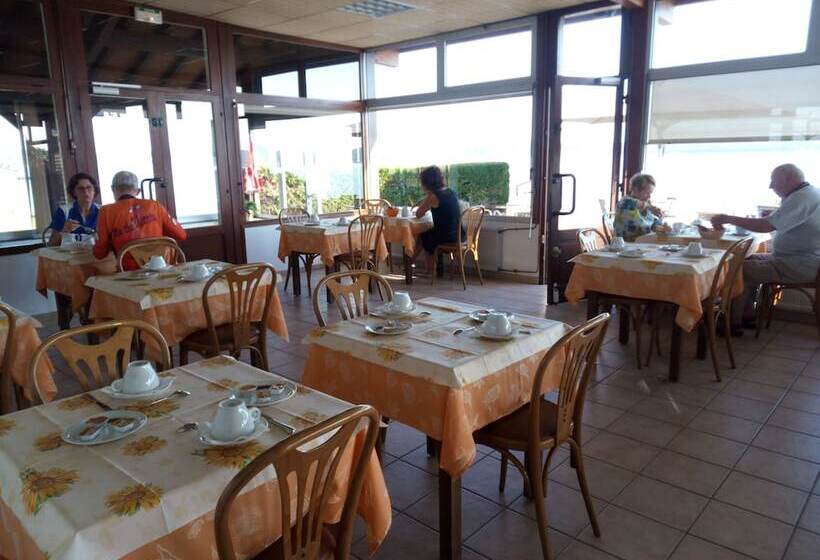 فندق Hôtel Du Lac