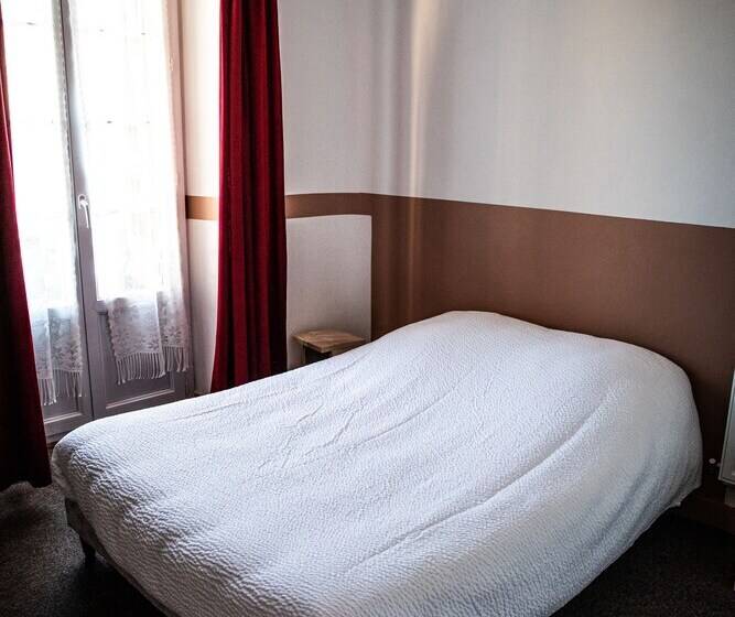 Отель Hôtel Restaurant Le Foirail