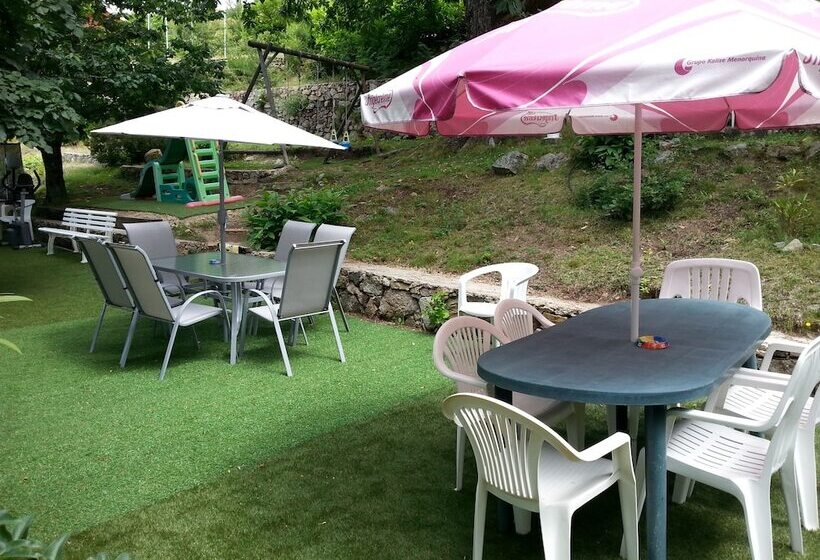 בית מלון כפרי Hôtel U Pozzu