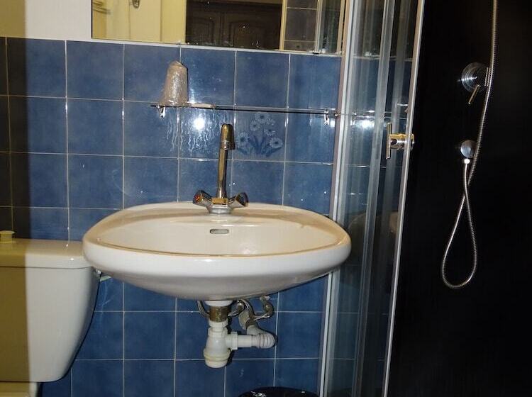 בית מלון כפרי Hôtel U Pozzu