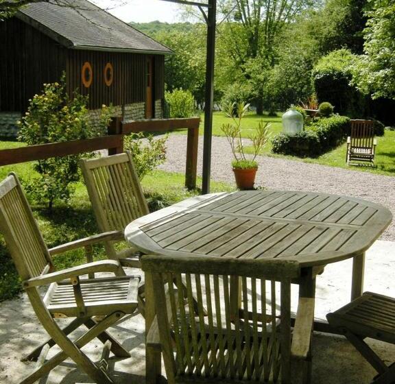 Отель Les Tramois