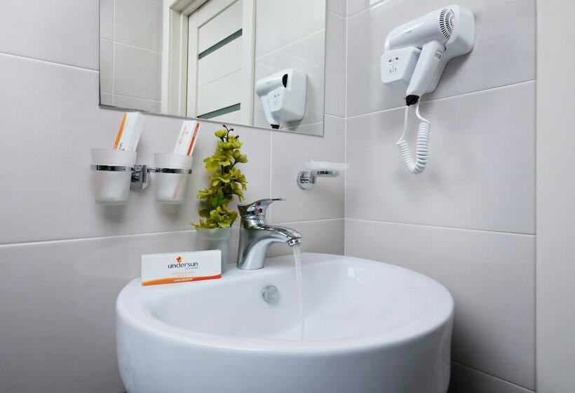 هتل Undersun Vityazevo