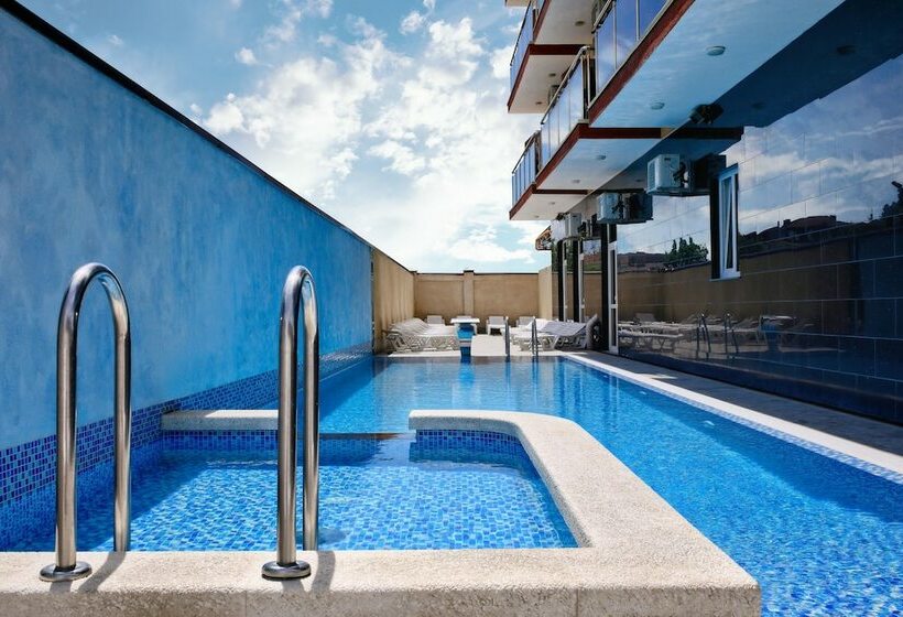 هتل Undersun Vityazevo