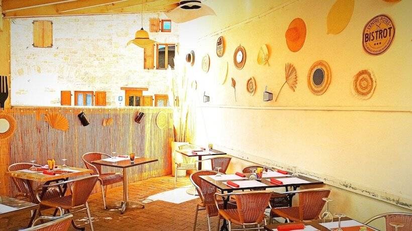 בית מלון כפרי Restaurant La Place