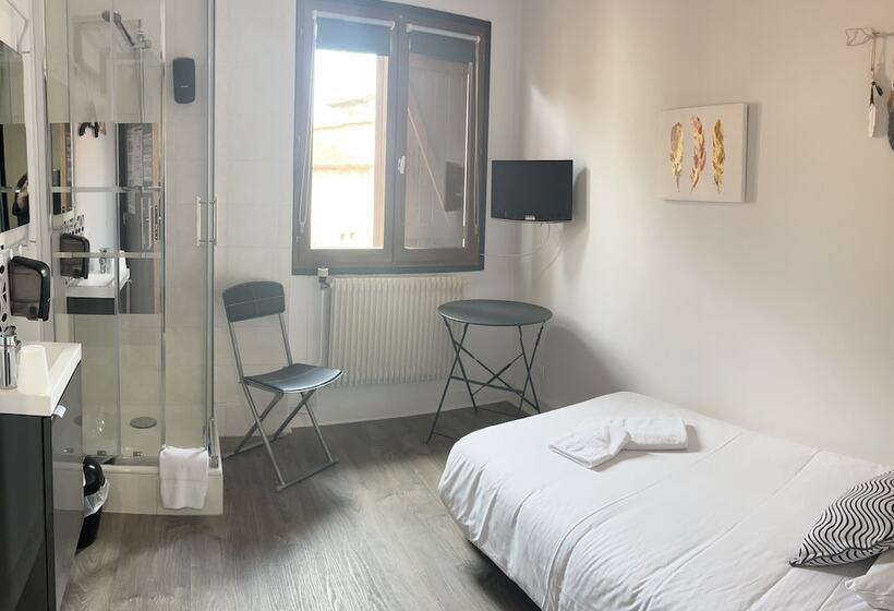 בית מלון כפרי Restaurant La Place