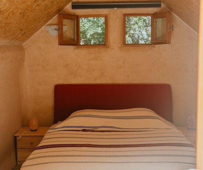 Сельский отель Domaine En Terre Happy