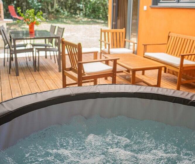 Сельский отель Domaine En Terre Happy