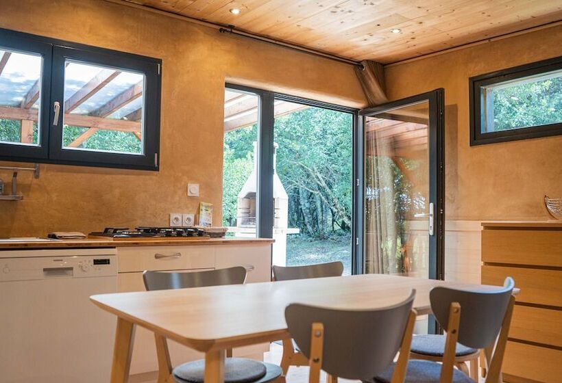 Сельский отель Domaine En Terre Happy