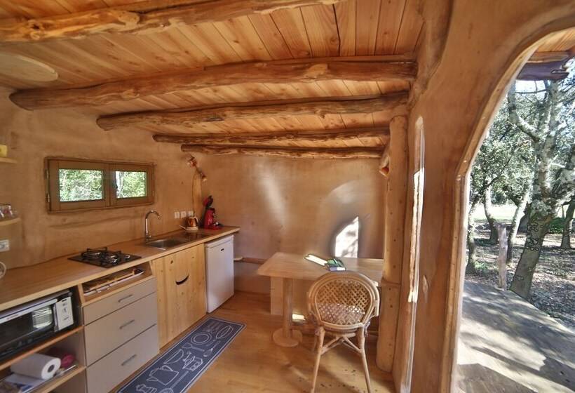 Сельский отель Domaine En Terre Happy