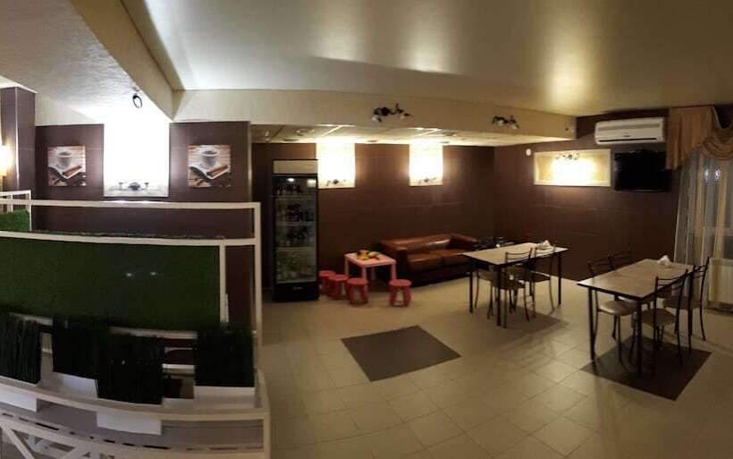 هتل Starinny Tallin