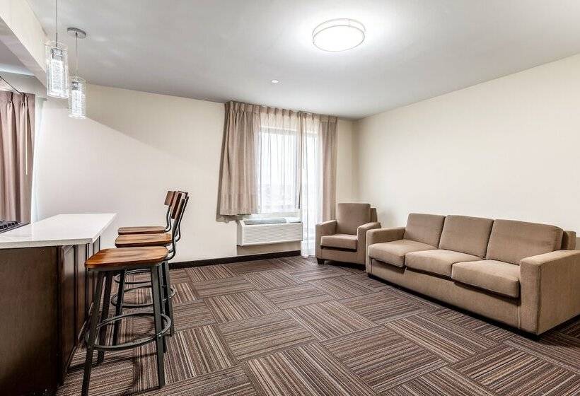 Van Wyck Hotel & Suites Near Jfk Airport