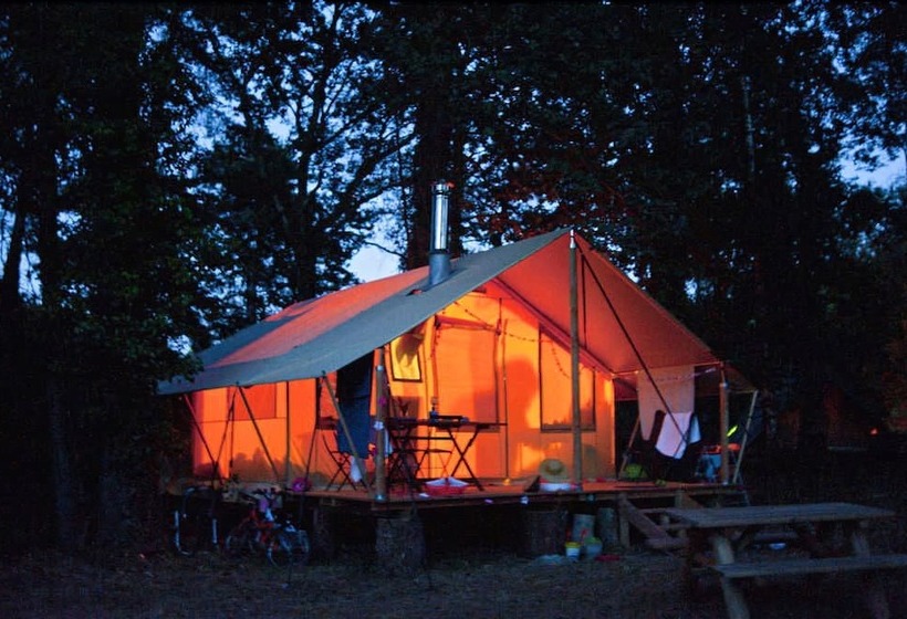 酒店 Village Huttopia Lac De Rillé