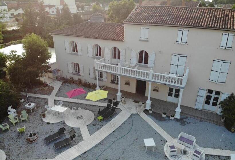 Le Clos Des Cedres B&b