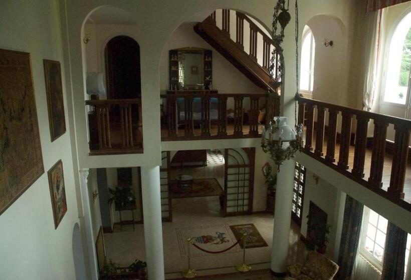 Le Clos Des Cedres B&b