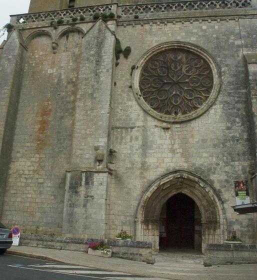 Le Clos Des Cedres B&b