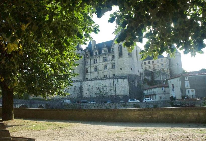 Le Clos Des Cedres B&b