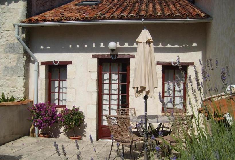La Garconniere, Manoir De Longeveau